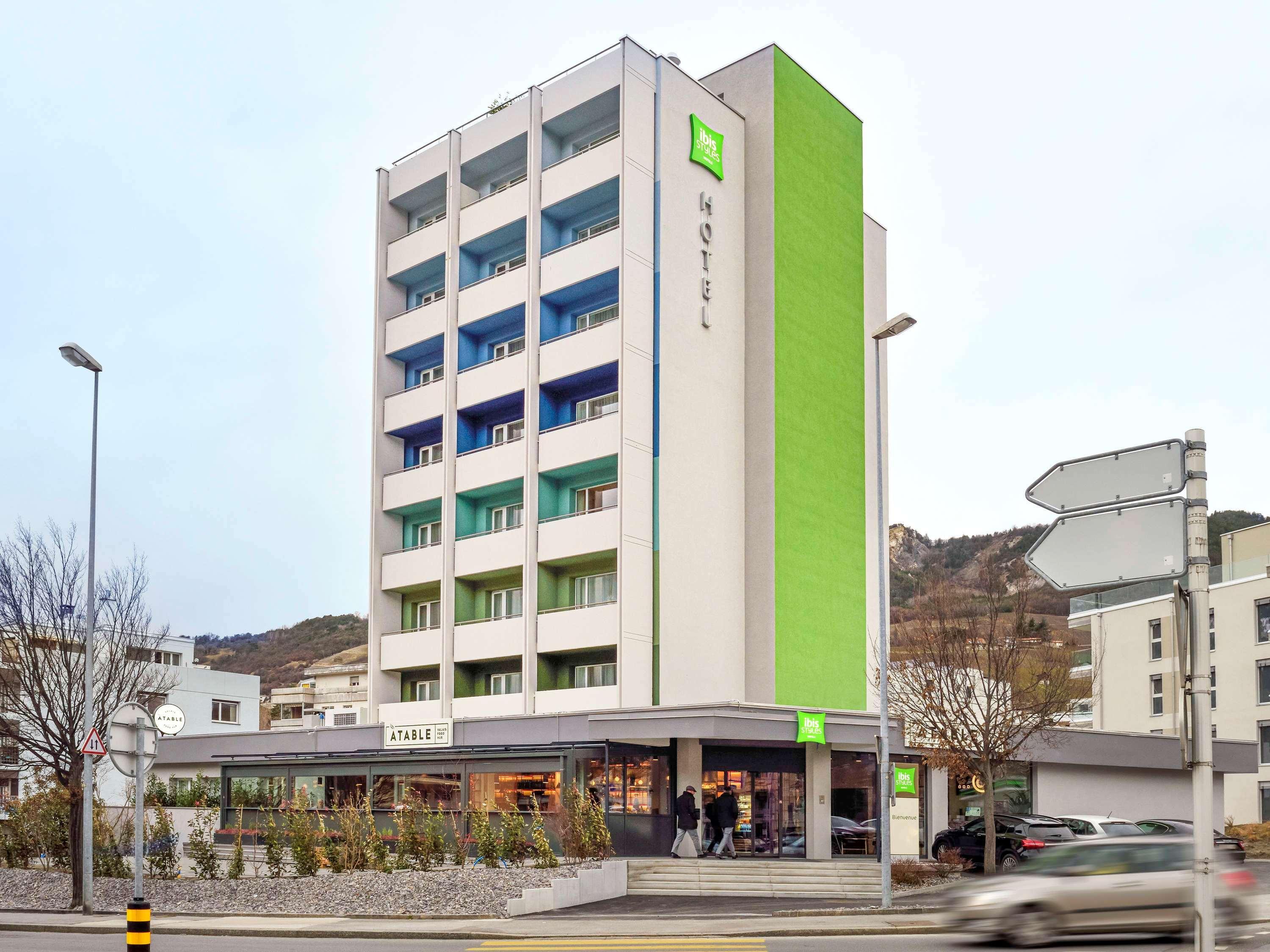 Nonanteneuf Appart Hotel Sierre - Contactless Check-In מראה חיצוני תמונה