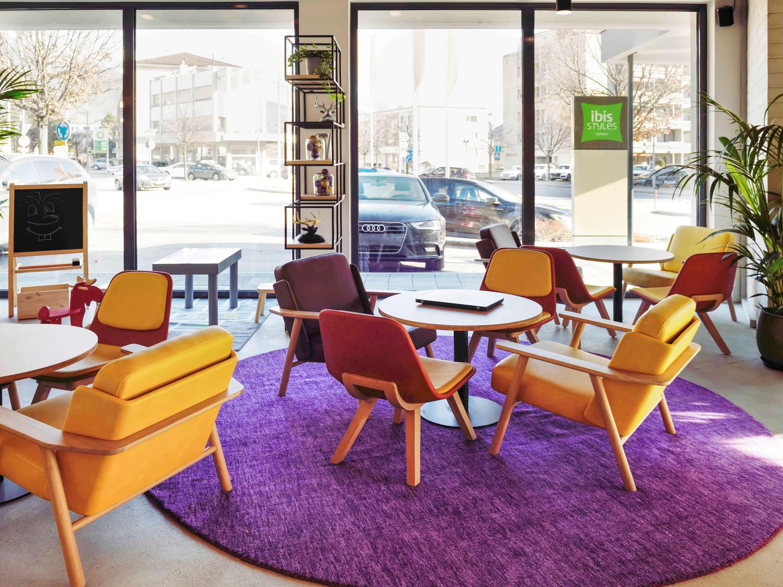 Nonanteneuf Appart Hotel Sierre - Contactless Check-In מראה חיצוני תמונה