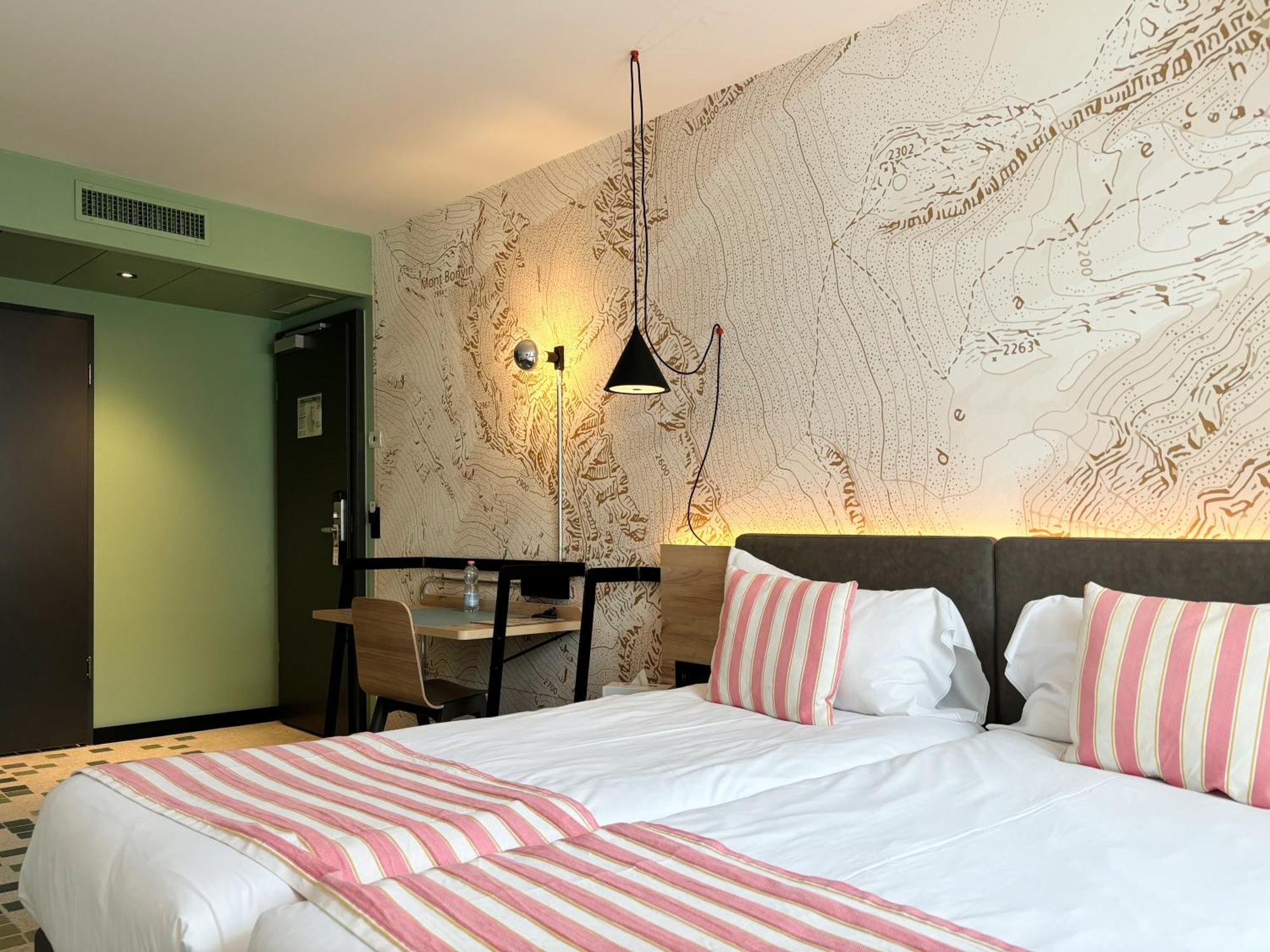 Nonanteneuf Appart Hotel Sierre - Contactless Check-In מראה חיצוני תמונה