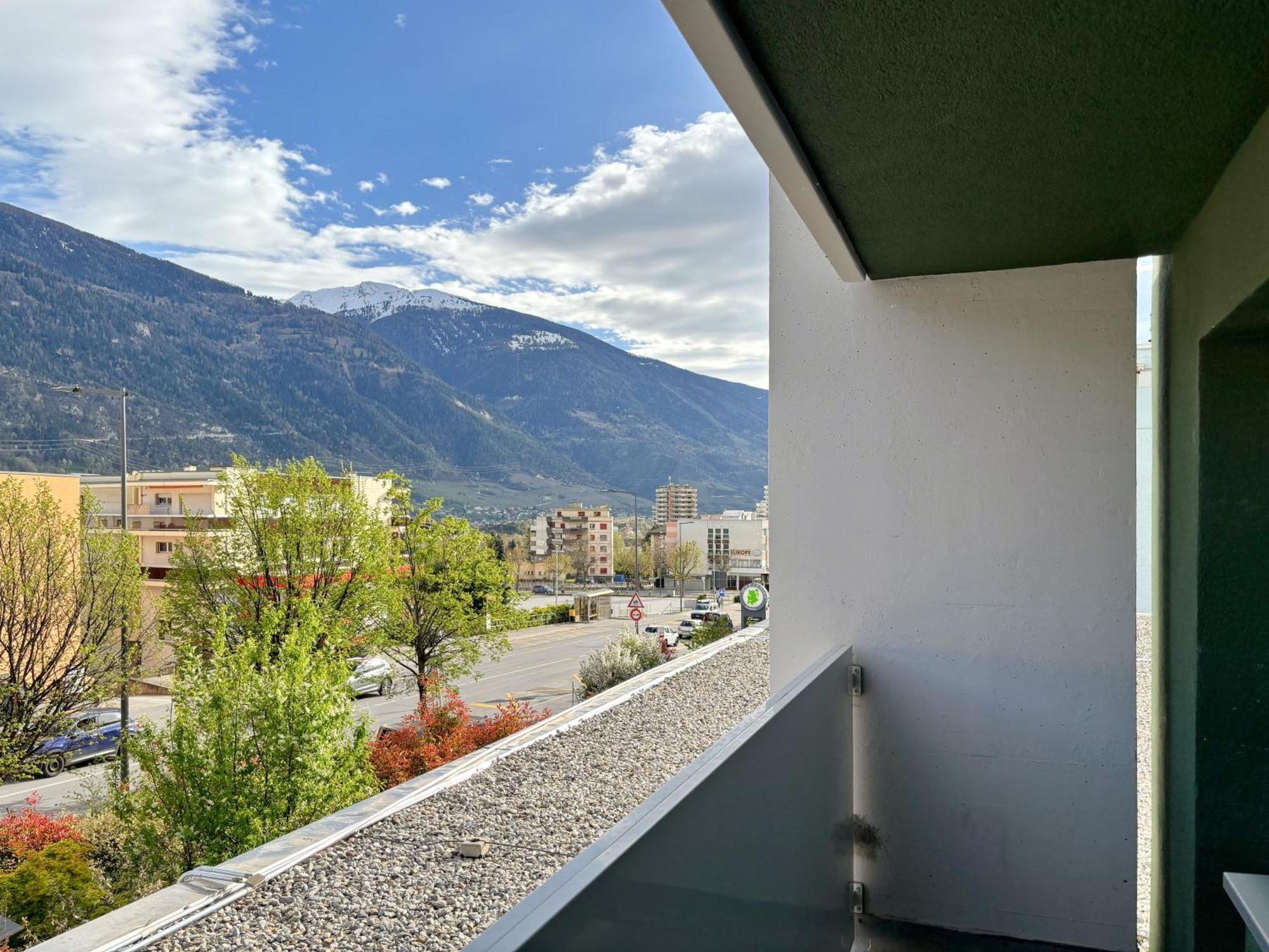 Nonanteneuf Appart Hotel Sierre - Contactless Check-In מראה חיצוני תמונה