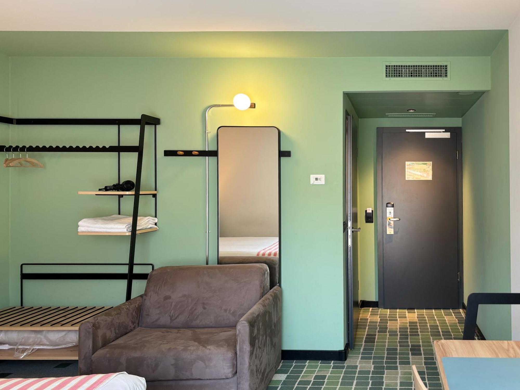 Nonanteneuf Appart Hotel Sierre - Contactless Check-In מראה חיצוני תמונה