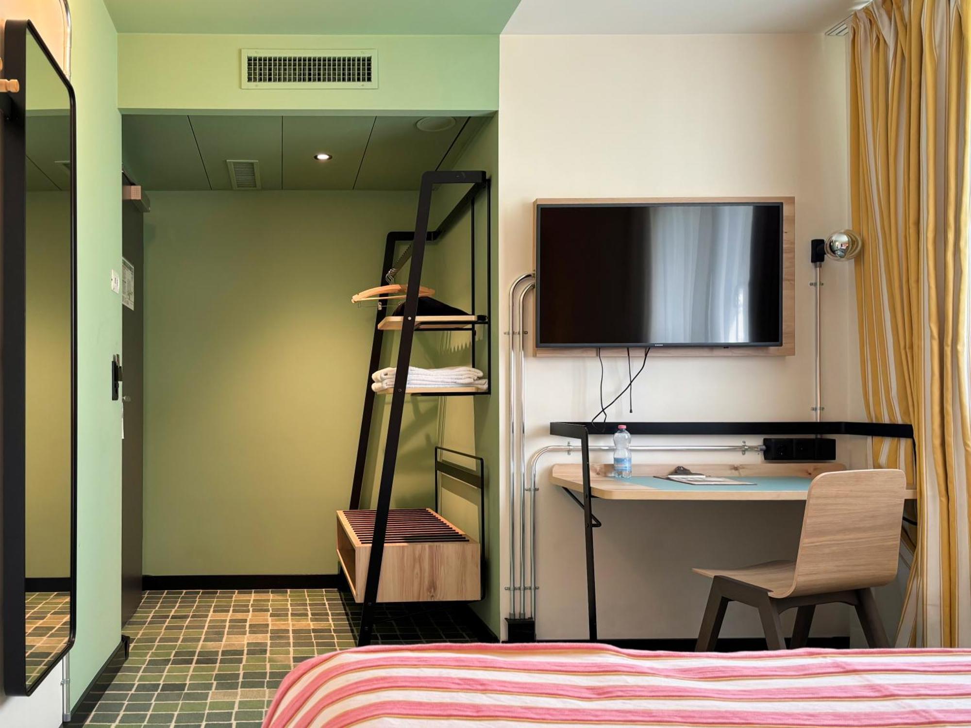 Nonanteneuf Appart Hotel Sierre - Contactless Check-In מראה חיצוני תמונה