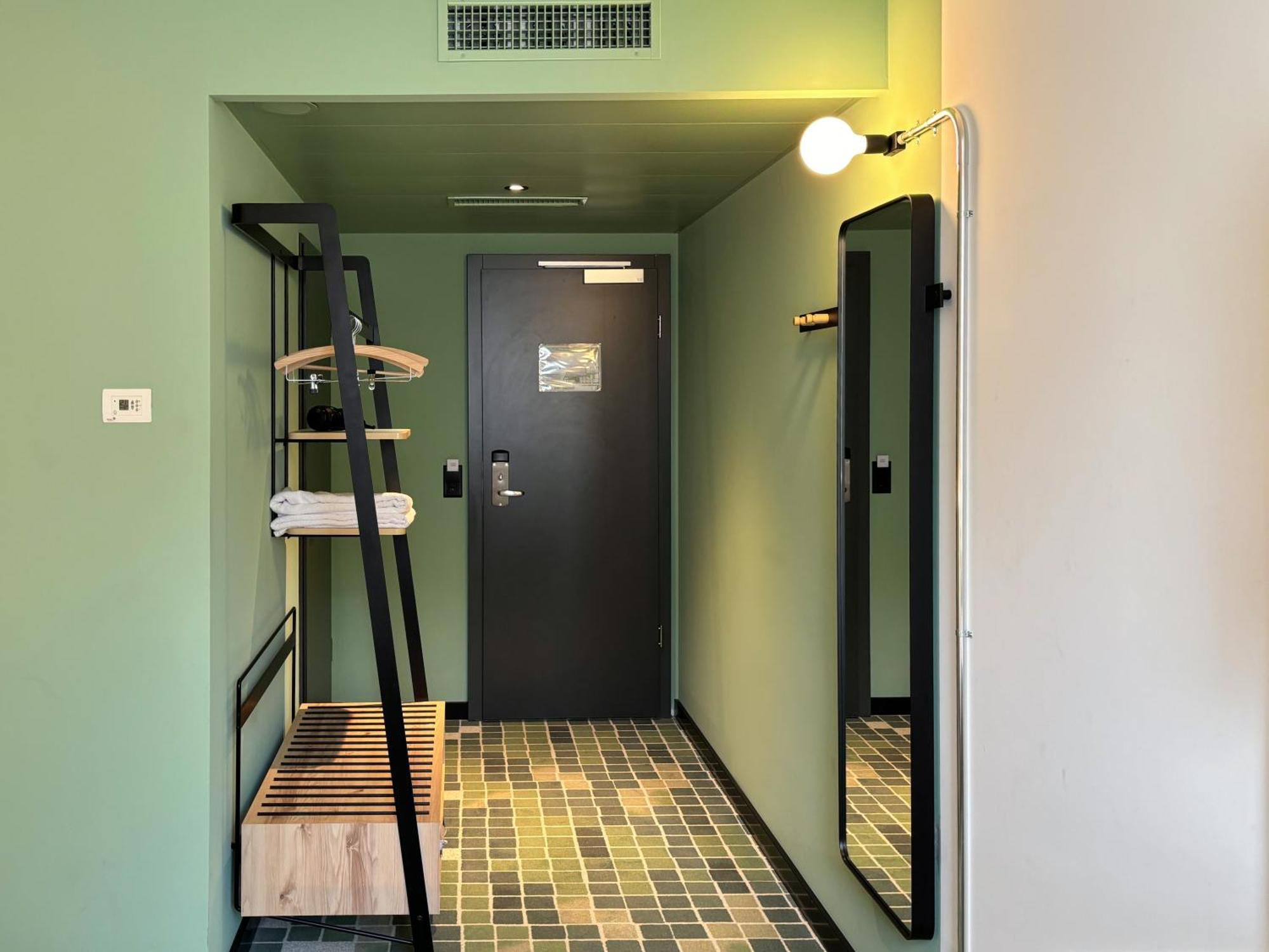 Nonanteneuf Appart Hotel Sierre - Contactless Check-In מראה חיצוני תמונה